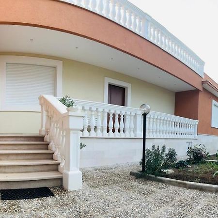 Villa Raffaele Trani Exteriér fotografie