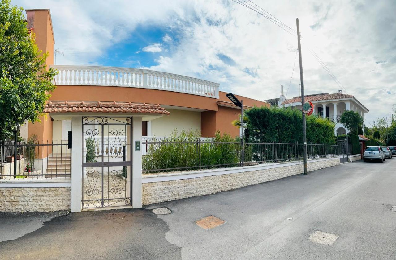 Villa Raffaele Trani Exteriér fotografie